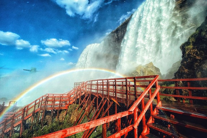 Maid of the Mist & Cave of the Winds Walking Tour - Photo 1 of 15